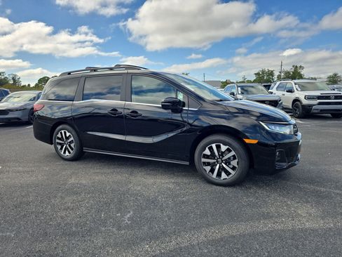 New 2026 Honda Odyssey EX-L image 2