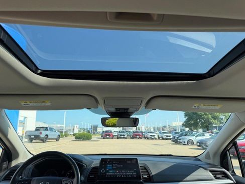 Used 2025 Honda Odyssey EX-L image 12