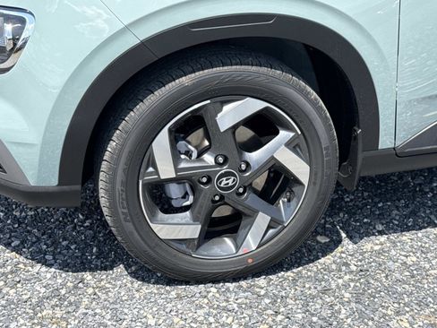 New 2026 Hyundai Venue SEL FWD image 18