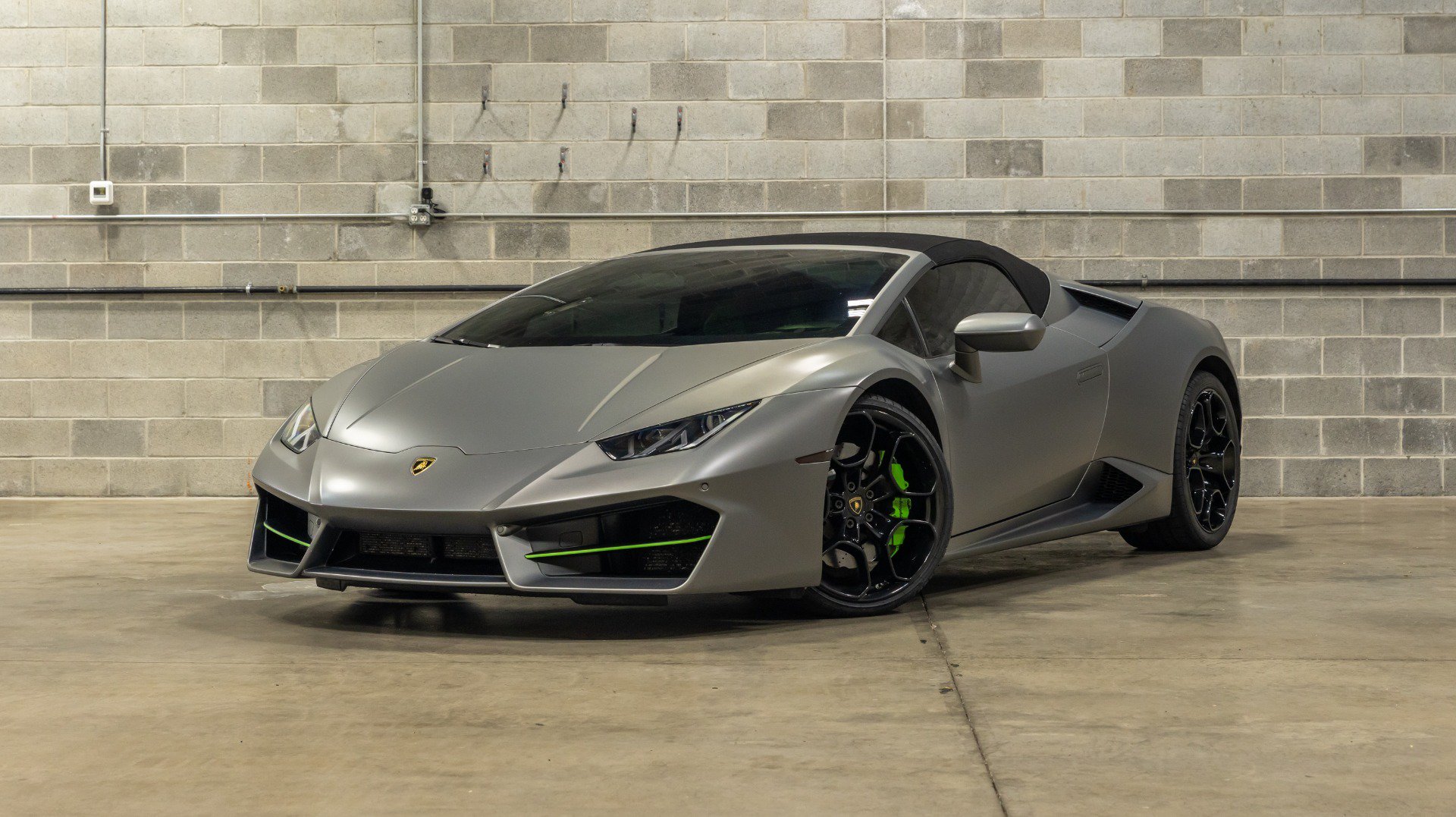 Used 2017 Lamborghini Huracan LP 580-2 RWD image 7