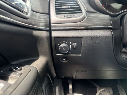 Used 2020 Jeep Grand Cherokee Limited X image 24