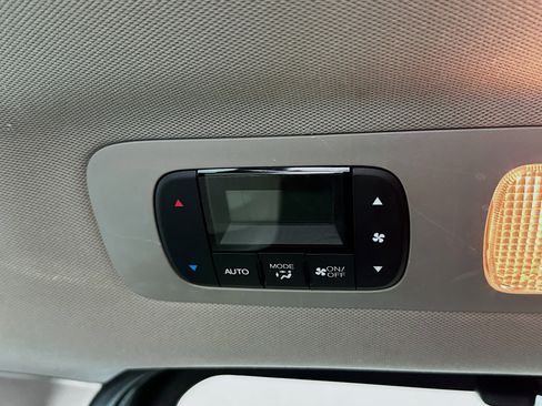 Used 2016 Honda Odyssey EX-L image 27