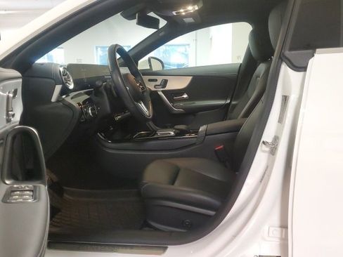 Used 2023 Mercedes-Benz CLA 250 CLA 250 image 12