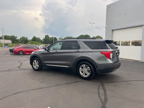 Used 2023 Ford Explorer XLT w/ Equipment Group 202A image 14