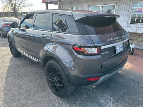 Used 2017 Land Rover Range Rover Evoque HSE image 9