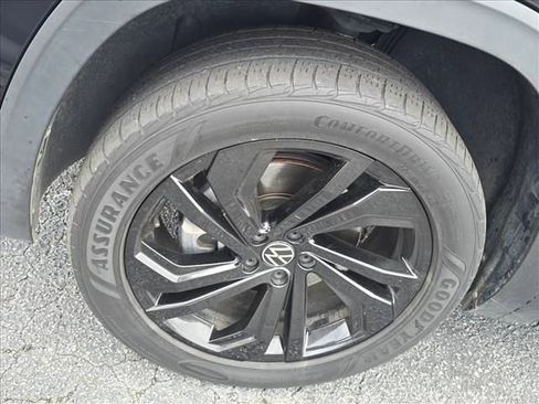 Used 2022 Volkswagen Atlas SE image 14