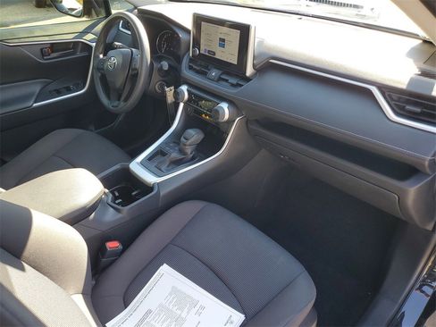Used 2023 Toyota RAV4 LE image 4