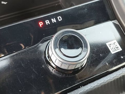 Used 2025 Jeep Grand Cherokee Limited RWD image 34