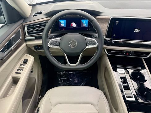 New 2026 Volkswagen Atlas SEL AWD/4WD image 10