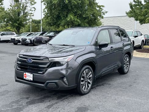 Certified 2025 Subaru Forester Touring AWD/4WD image 5