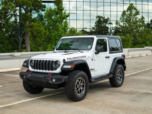Used 2026 Jeep Wrangler Rubicon w/ Safety Group AWD/4WD image 3