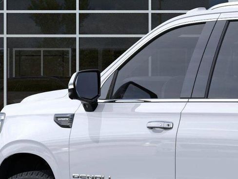 New 2026 GMC Yukon XL Denali Ultimate image 12