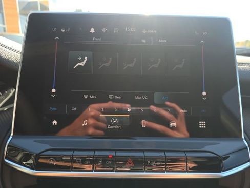 New 2026 Jeep Compass Limited image 19