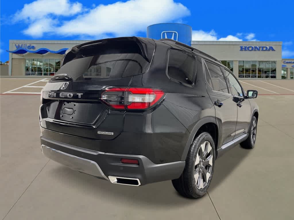 New 2026 Honda Pilot Touring image 7
