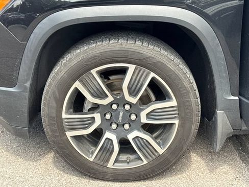 Used 2019 GMC Acadia SLT w/ Black Edition FWD image 26