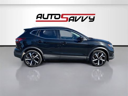Used 2022 Nissan Rogue Sport SL image 8