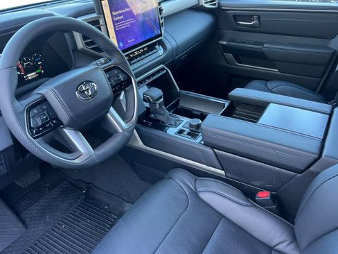 Used 2026 Toyota Sequoia Platinum image 11