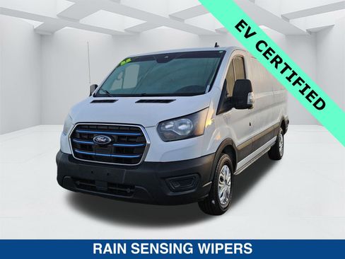 Used 2022 Ford E-Transit Low Roof image 8