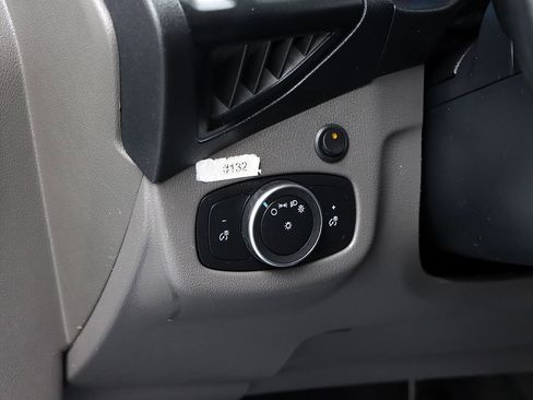 Used 2022 Ford Transit Connect XL FWD image 24