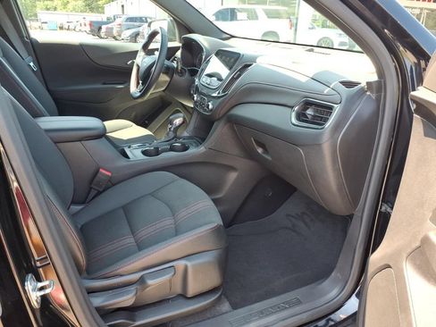 Used 2024 Chevrolet Equinox RS FWD image 10