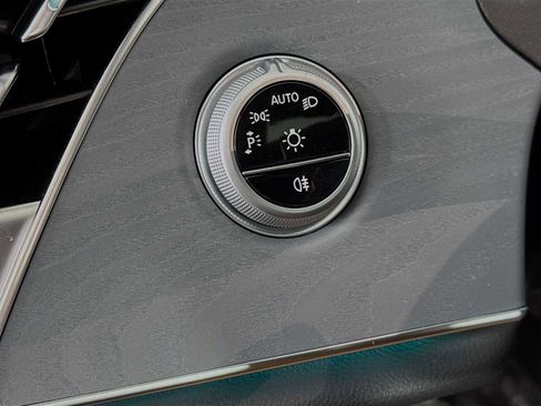 Used 2025 Mercedes-Benz E 53 AMG e 4MATIC Sedan image 10