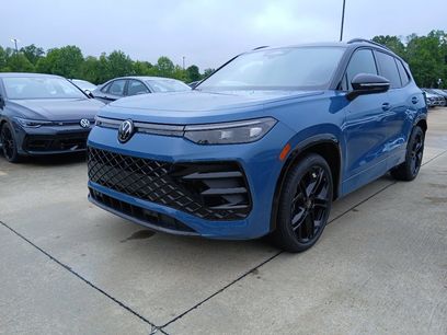 New 2026 Volkswagen Tiguan SE R-Line