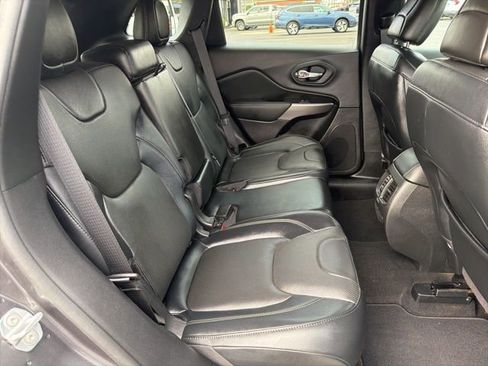 Used 2021 Jeep Cherokee Limited w/ Elite Package image 17