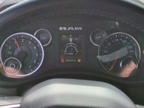 Used 2024 RAM 2500 Big Horn image 15