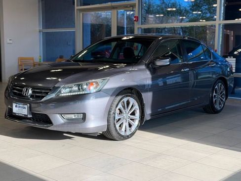 Used 2013 Honda Accord Sport image 4