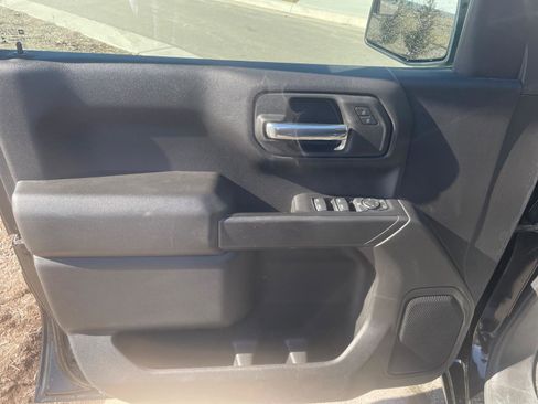 Used 2021 Chevrolet Silverado 1500 Custom w/ Safety Confidence Package image 21