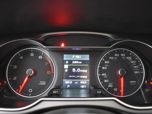 Used 2013 Audi A4 2.0T Premium Plus w/ Premium Plus Pkg image 29