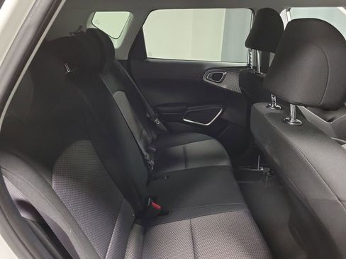 Used 2025 Kia Soul S FWD image 20