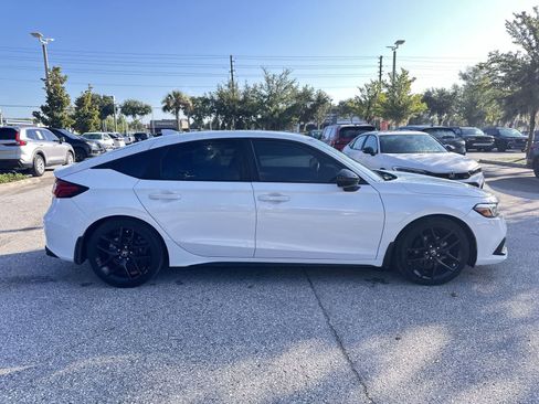Used 2023 Honda Civic Sport image 6