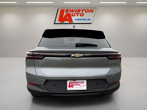 New 2026 Chevrolet Equinox EV LT image 7