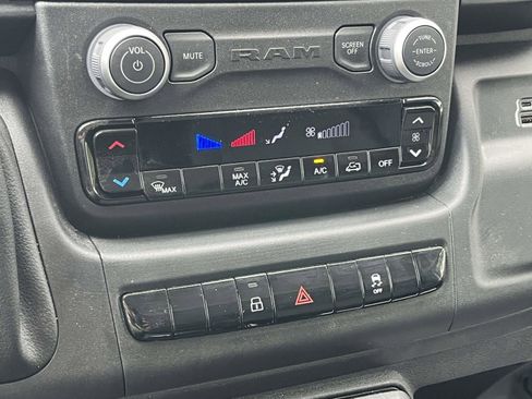 Used 2025 RAM ProMaster 1500 image 17