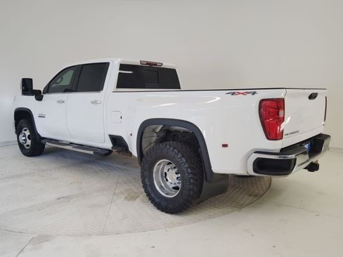 Used 2024 Chevrolet Silverado 3500 LTZ w/ LTZ Texas Edition image 37