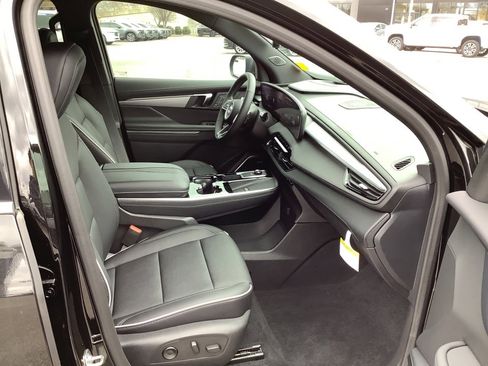 New 2026 Buick Enclave Preferred w/ Power Package AWD/4WD image 28