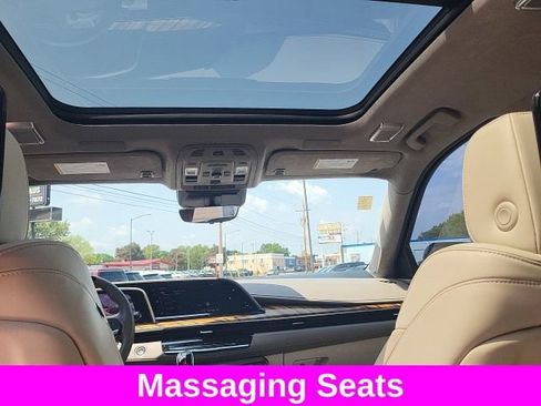 Used 2021 Cadillac Escalade Premium Luxury Platinum AWD/4WD image 25
