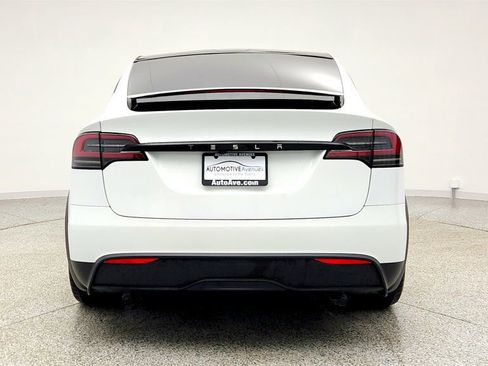 Used 2024 Tesla Model X image 6