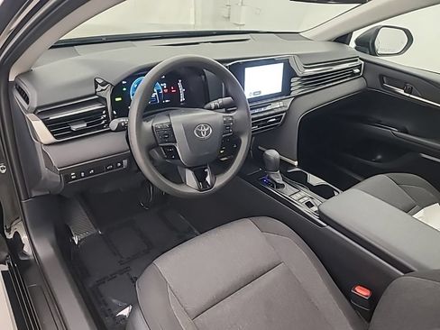 Used 2026 Toyota Camry LE FWD image 24