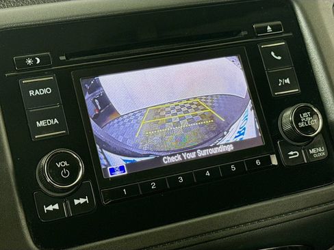 Used 2020 Honda HR-V LX image 16