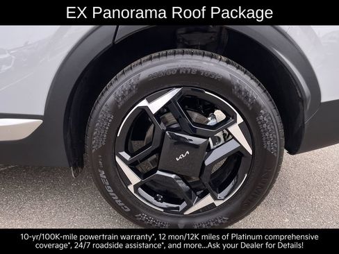 Certified 2026 Kia Sportage EX w/ EX Panorama Roof Package AWD/4WD image 13