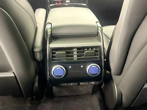 Certified 2024 Land Rover Range Rover Sport Dynamic SE image 25