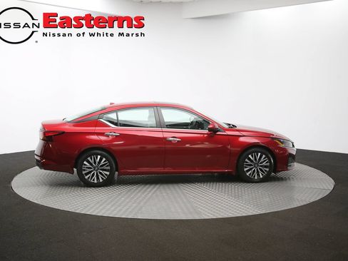 Used 2023 Nissan Altima 2.5 SV w/ SV Premium Package FWD image 43