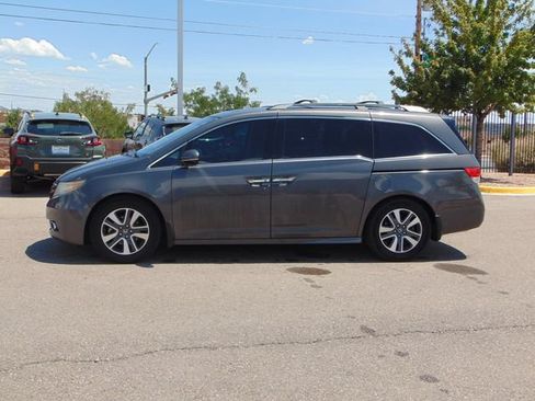 Used 2016 Honda Odyssey Touring Elite image 7