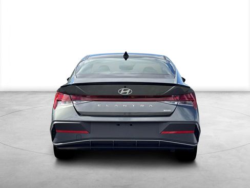 New 2026 Hyundai Elantra Sport image 6