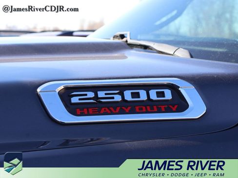 Used 2022 RAM 2500 Big Horn w/ Level C Equiment Group image 12