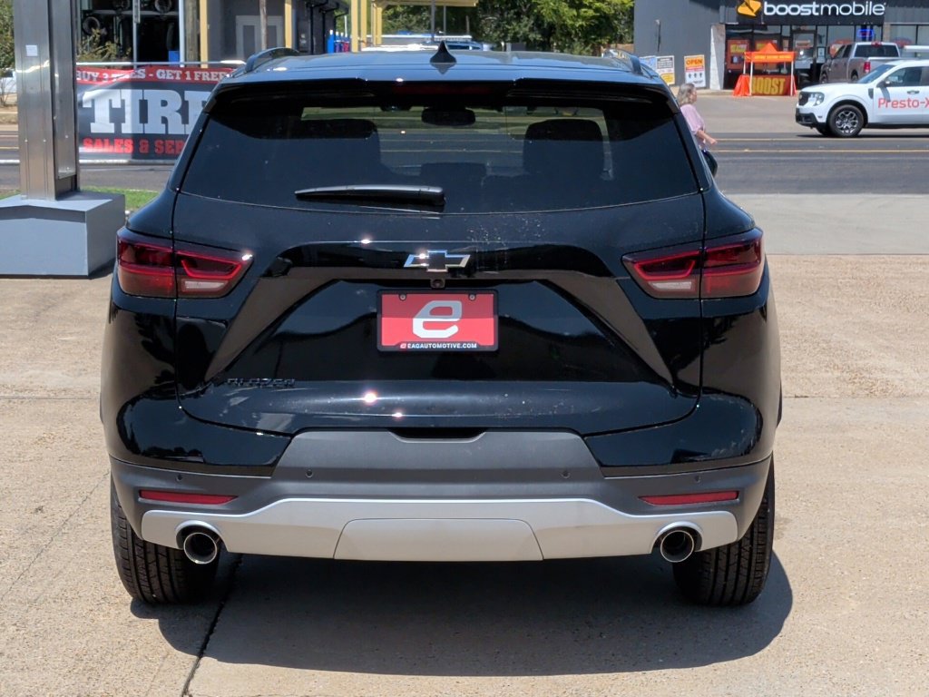 New 2026 Chevrolet Blazer LT w/ Convenience Package FWD image 7