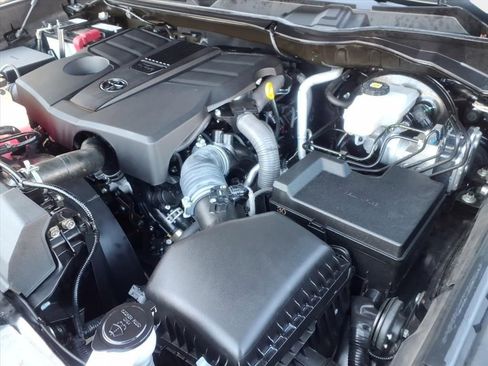 Used 2022 Toyota Tundra SR5 image 28