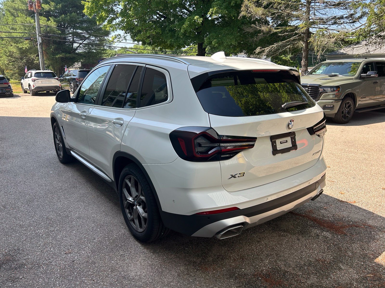 Used 2023 BMW X3 xDrive30i w/ Convenience Package AWD/4WD image 8